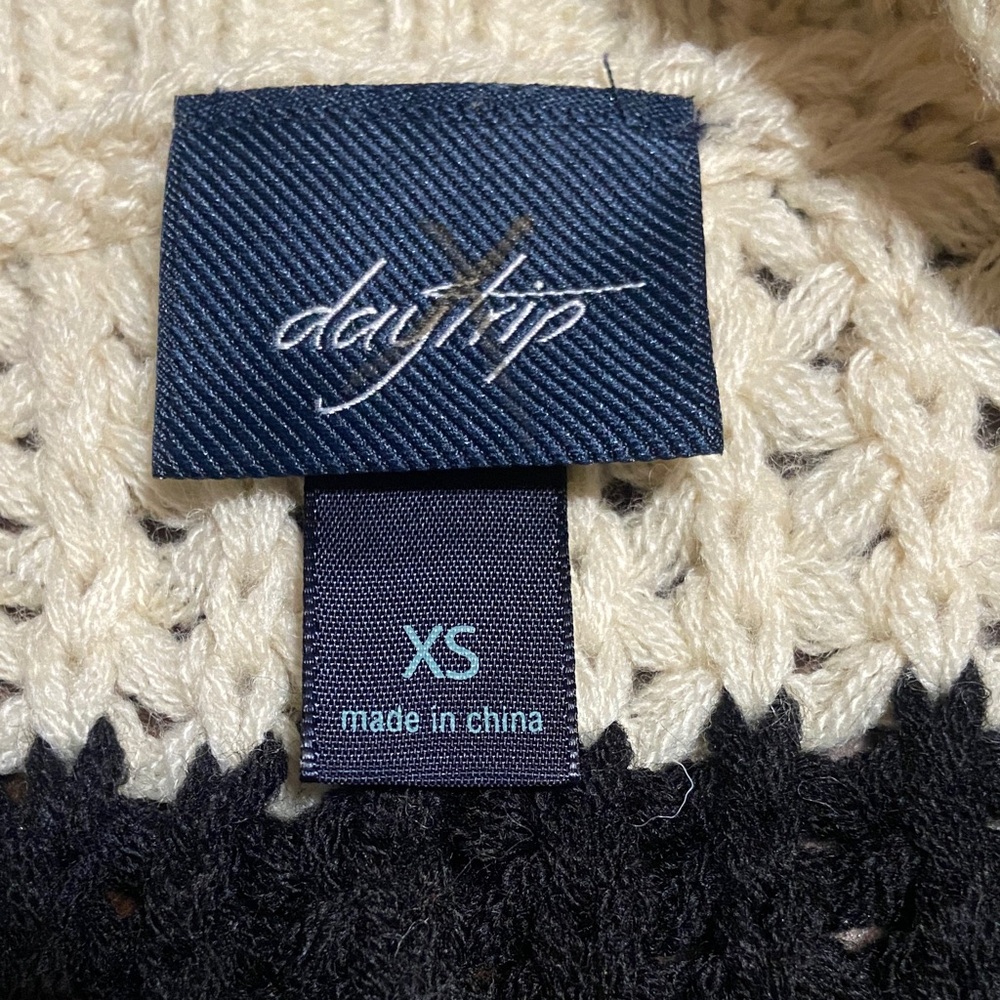 Multicolor Striped Loose-knit Oversized Sweater, size XS Daytrip brand. - Picture 2 of 8